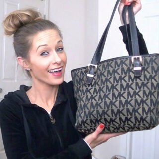 SHOPPING TO BE HAPPY?