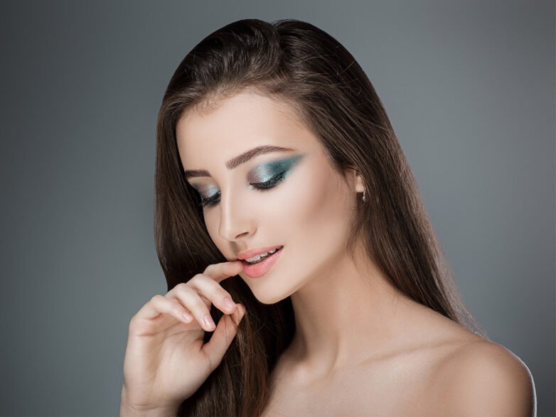 She Speaks with Her Eyes